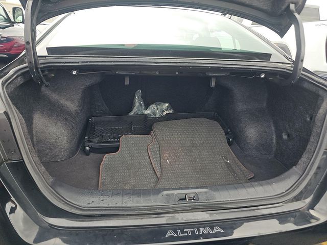 Used 2025 Nissan Altima Sedan