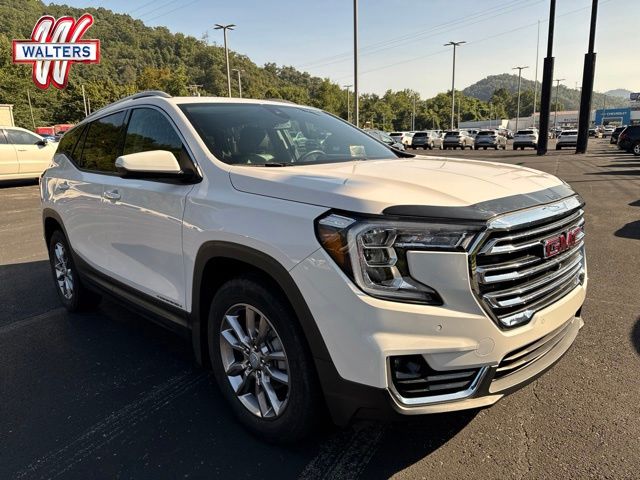  2022 GMC Terrain SLT AWD   