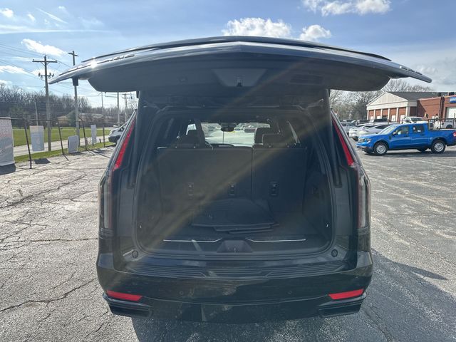 Used 2021 Black Cadillac Sport image 23