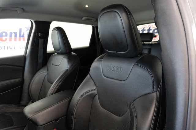 Used 2023 Jeep Cherokee SUV