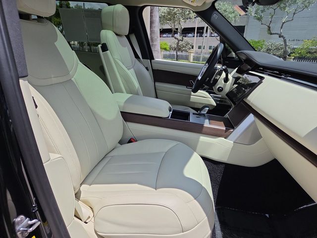 Used 2025 Land rover Range Rover SUV