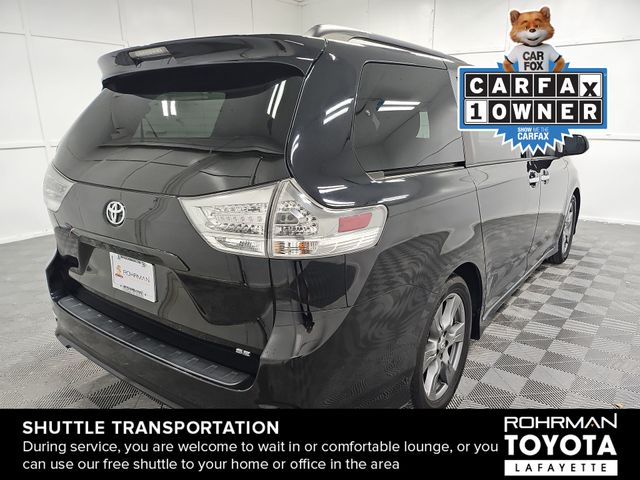 2017 Toyota Sienna SE 6