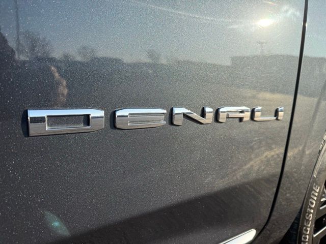 used 2021 GMC Yukon car, priced at $44,718
