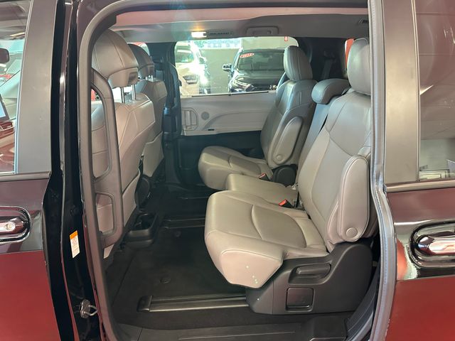 Used 2026 Toyota Sienna Van
