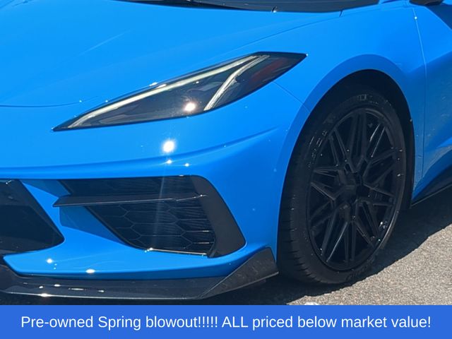 Used 2022 Rapid Blue Chevrolet Stingray image 17