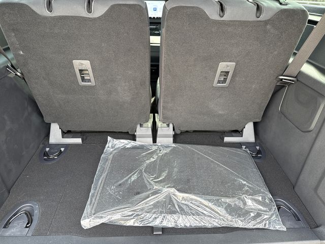 New 2026 Black Ford Base image 11