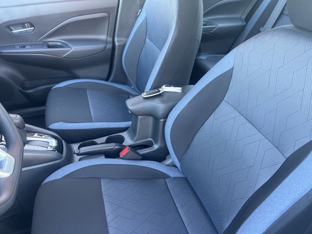 New 2025 White Nissan 1.6 SV image 8