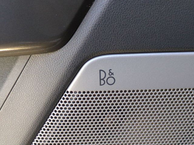 Used 2023 Gray Ford XLT image 14