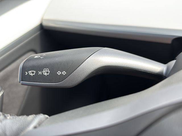 Used 2024 Tesla Model Y SUV
