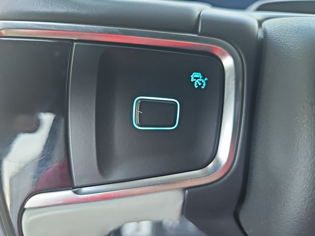 Used 2025 Silver Ford Platinum image 17