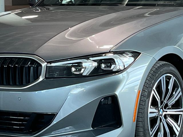 2025 BMW 3 Series 330i - Photo 7