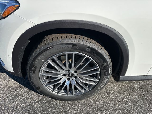 2026 Mercedes-Benz GLC GLC 300 - 10