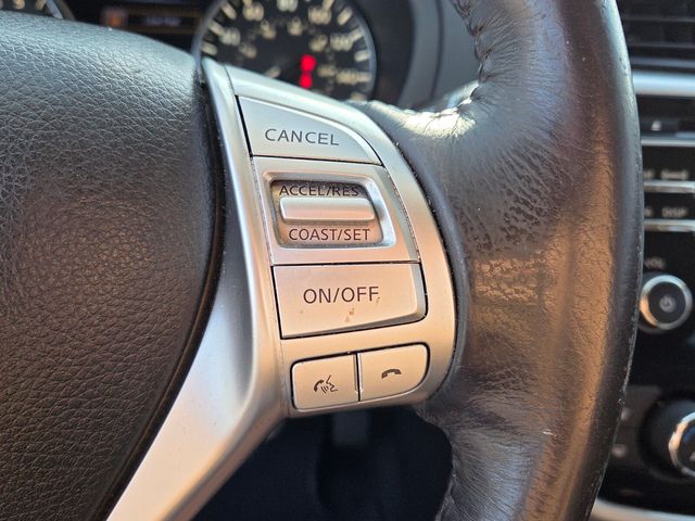 Used 2018 Silver Nissan 2.5 SL image 26