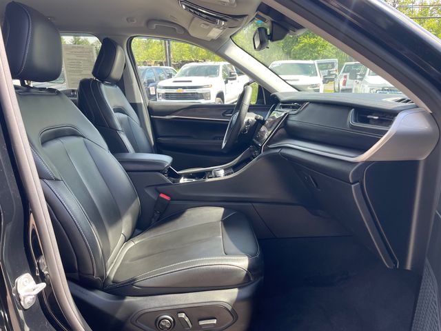 2023 Jeep Grand Cherokee Limited - Diamond Black exterior view 17