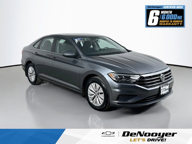 2019 Volkswagen Jetta Sedan Front-Wheel Drive 8-Speed Automatic