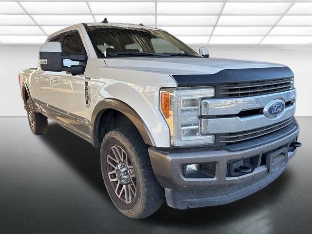 2019 Ford F-350 Super Duty King Ranch Crew Cab 4WD