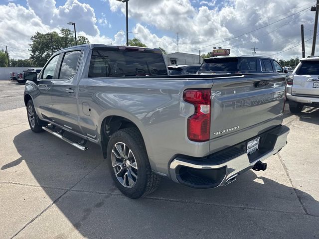 2023 Chevrolet Silverado 1500 LT - 3