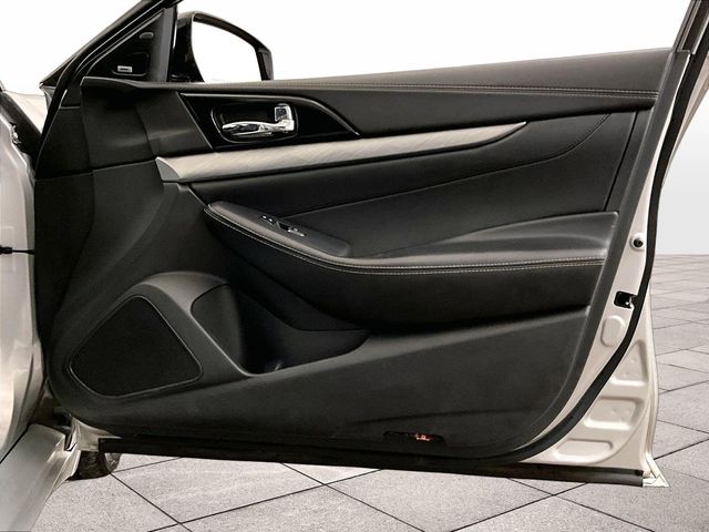 2017 Nissan Maxima 3.5 SL Silver at Sutliff Volkswagen