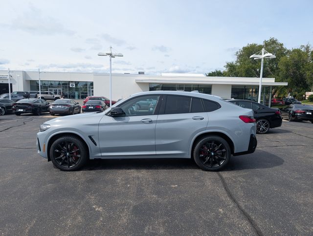 2025 BMW X4 photo 1