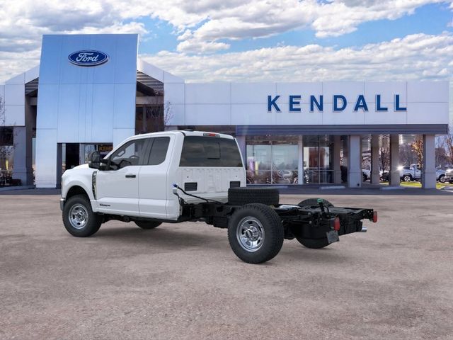 New 2026 Oxford White Ford XL image 4