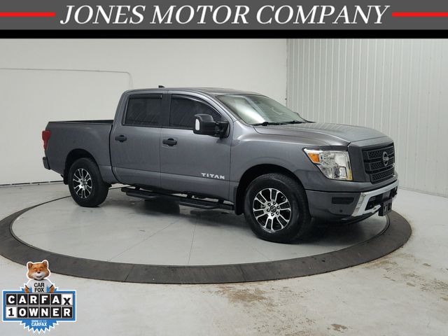 Gray (Gun Metallic) 2024 Nissan Titan Pickup Truck Four-Wheel Drive 9-Speed Automatic