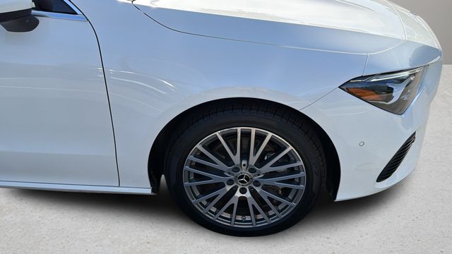 Used 2025  Mercedes-Benz CLA 250 image 34