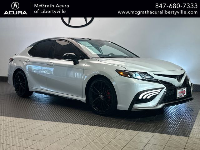 Midnight Black Metallic 2022 Toyota Camry Sedan Front-Wheel Drive 8-Speed Automatic
