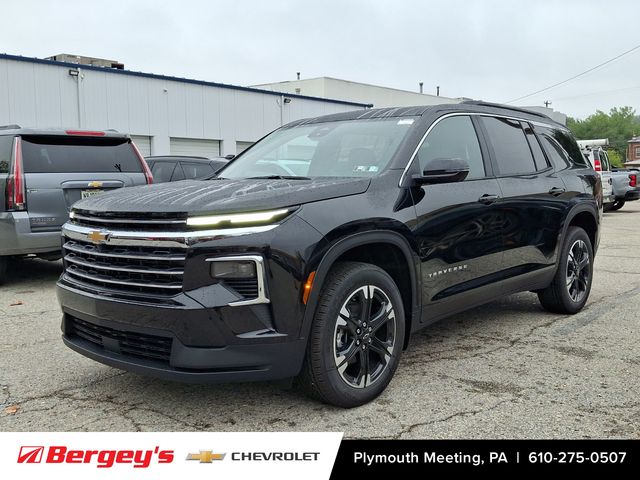 Mosaic Black Metallic 2027 Chevrolet Traverse SUV / Crossover Front-Wheel Drive 8-Speed Automatic