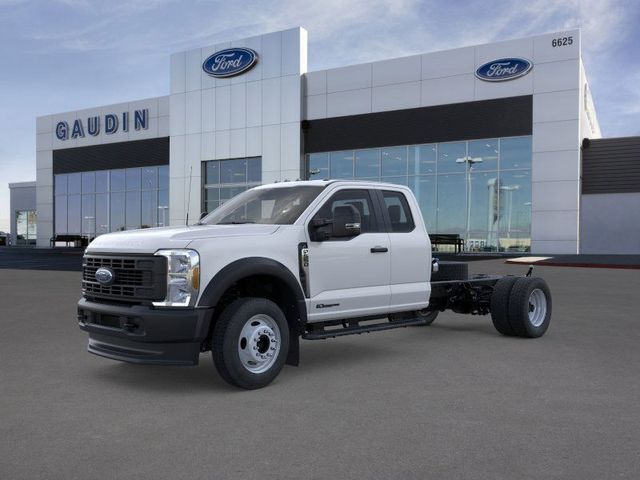 2025 Ford F-550 Super Duty Chassis Cab XL - Photo 2