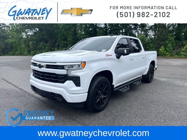 Summit White 2025 Chevrolet Silverado 1500 Pickup Truck Four-Wheel Drive Automatic