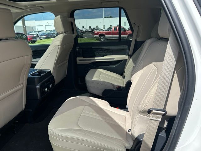Used 2024 White Ford Platinum image 8