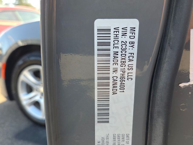 Used 2023 Gray Dodge SXT image 6