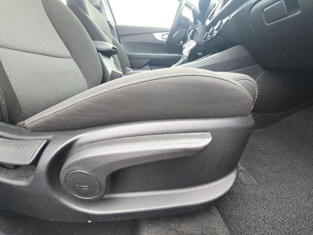 2023 Kia Forte LXS:168586A