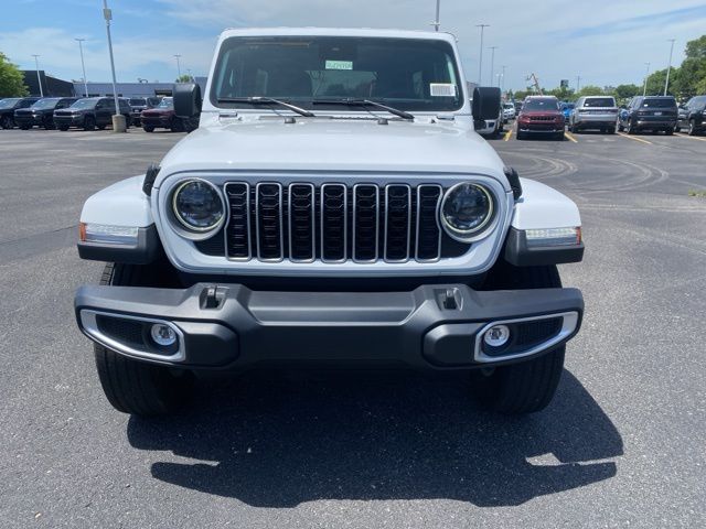 2024 Jeep Wrangler Sahara 2