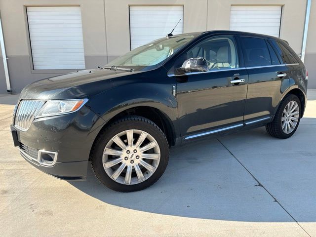 Tuxedo Black Metallic 2013 Lincoln MKX SUV / Crossover Front-Wheel Drive 6-Speed Automatic