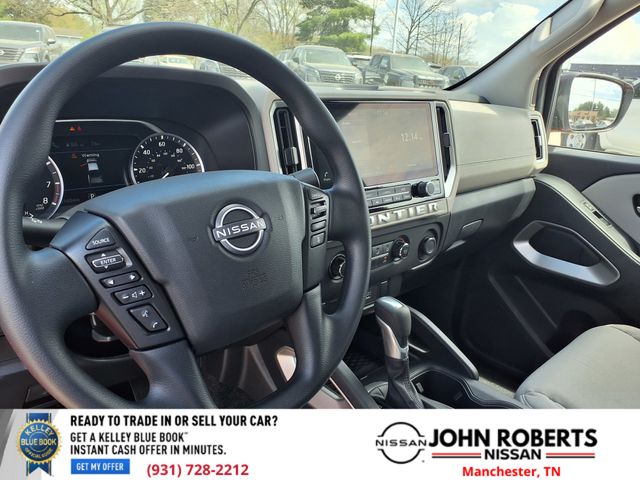 View vehicle photo 4