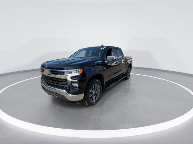 Used 2025 Black Chevrolet LT image 4