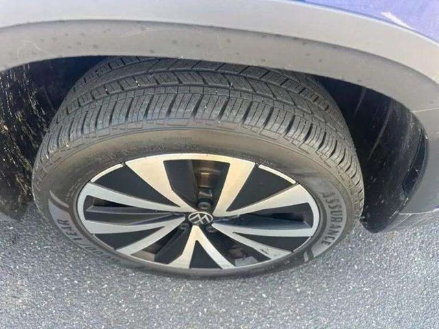 VolkswagenTaos18