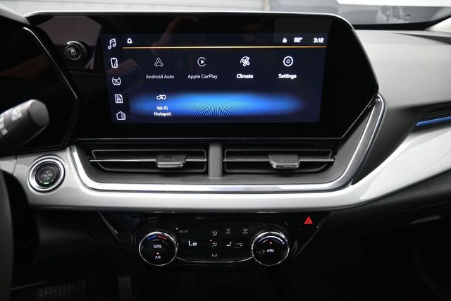 Used 2025 Chevrolet Trax SUV