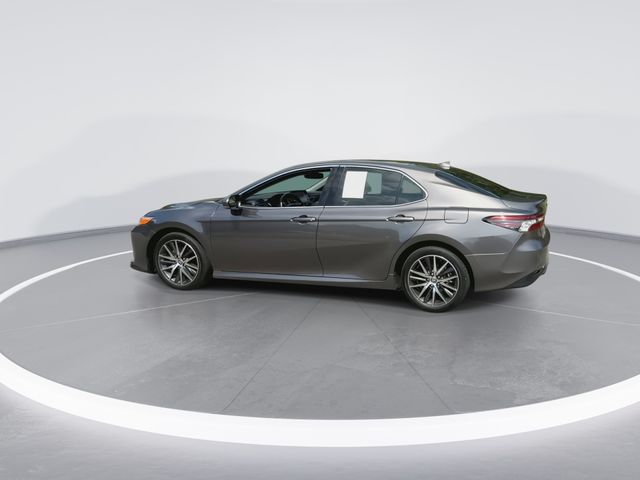 Used 2024  Toyota XLE image 7