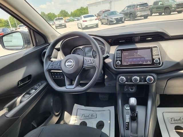 New 2025 Gray Nissan S image 15