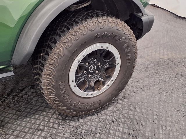 2022 Ford Bronco - Image 28