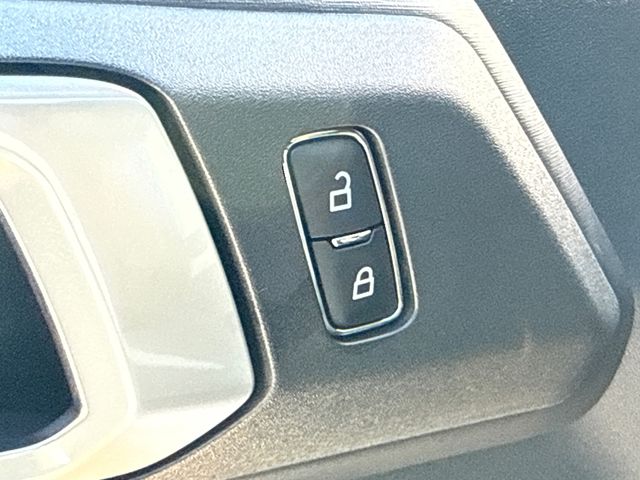 New 2026 White Ford Badlands image 20