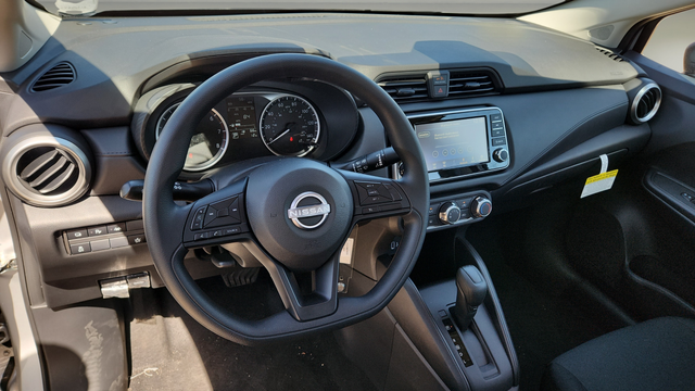 2025 Nissan Versa