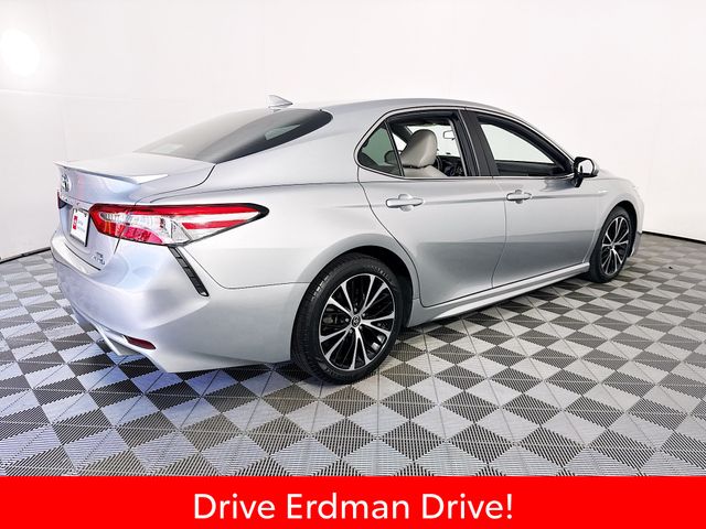 Used 2020 Toyota Camry Hybrid Sedan