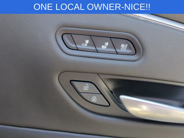 Used 2024 Silver Cadillac Premium Luxury image 42