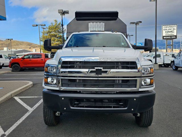 2022 Chevrolet Silverado 4500HD Work Truck 3