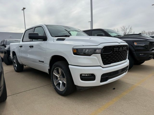 Bright White Clearcoat 2026 RAM 1500 Express Crew Cab 4WD Pickup Truck Four-Wheel Drive 8-Speed Automatic