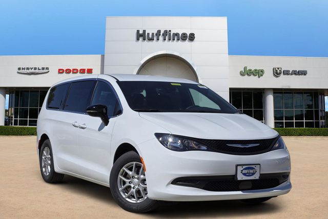 2026 Chrysler Voyager LX FWD