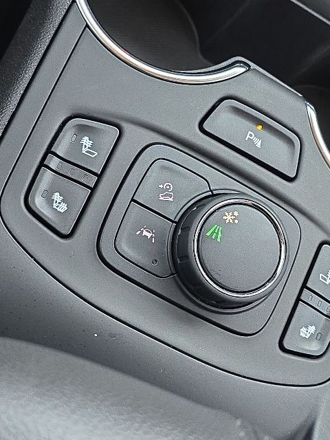 2024 GMC Terrain SLT:L44130A